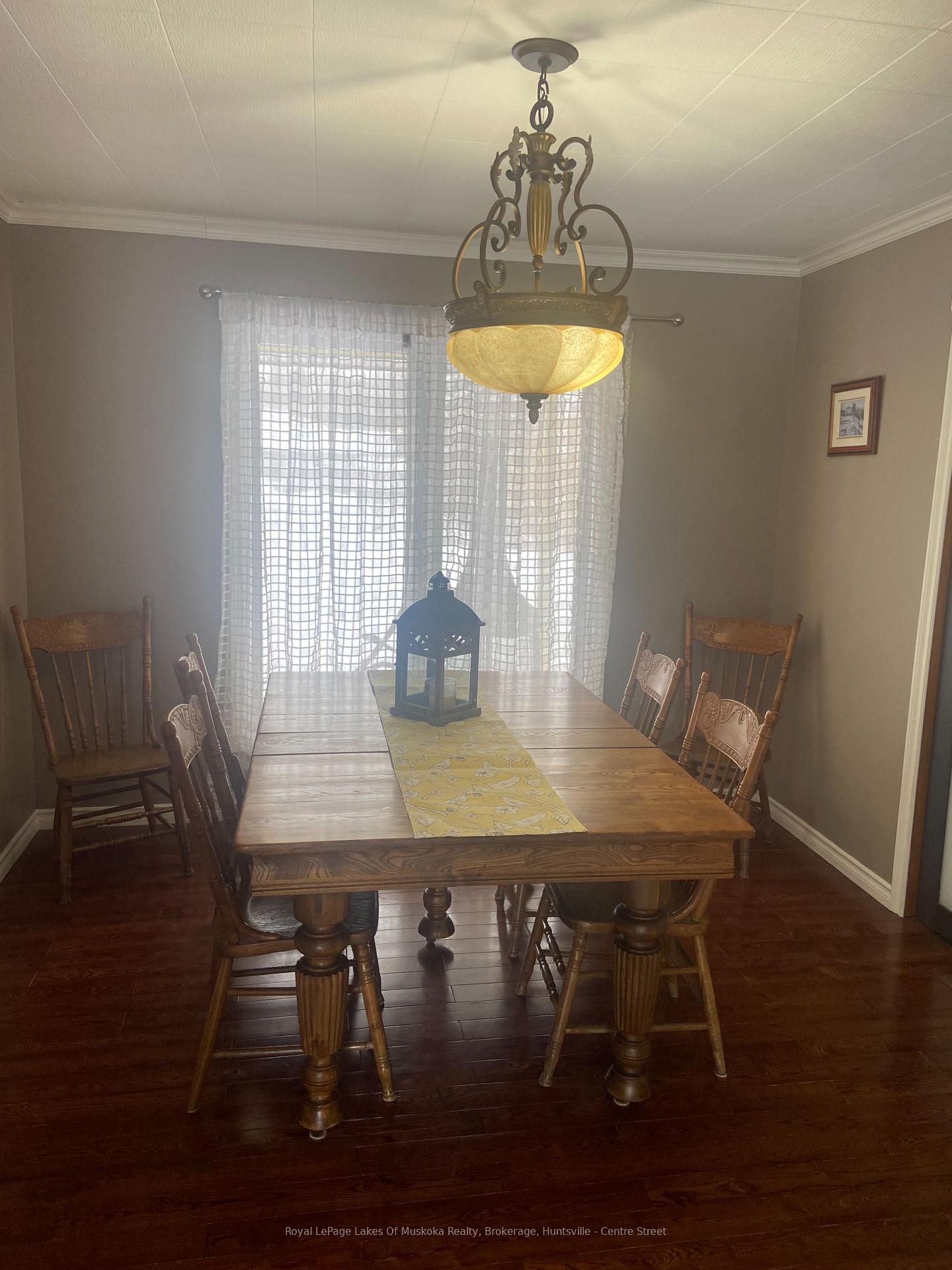 Photo 12 of 27 John Street, Burk's Falls — HOMEH