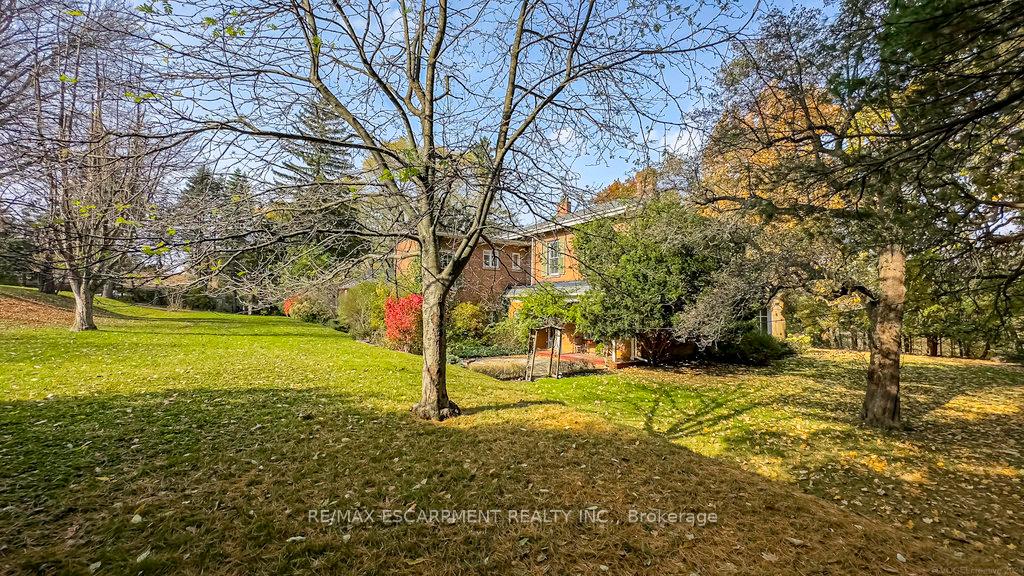 Photo 39 of 30 South Street W, Hamilton, Dundas — HOMEH