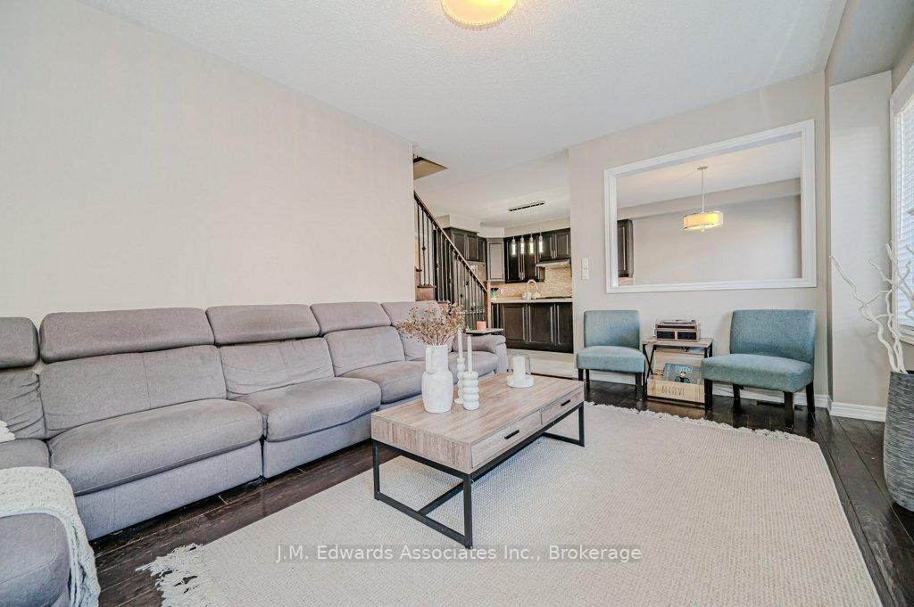 Photo 12 of 139 Humphrey Street, Hamilton, Waterdown — HOMEH