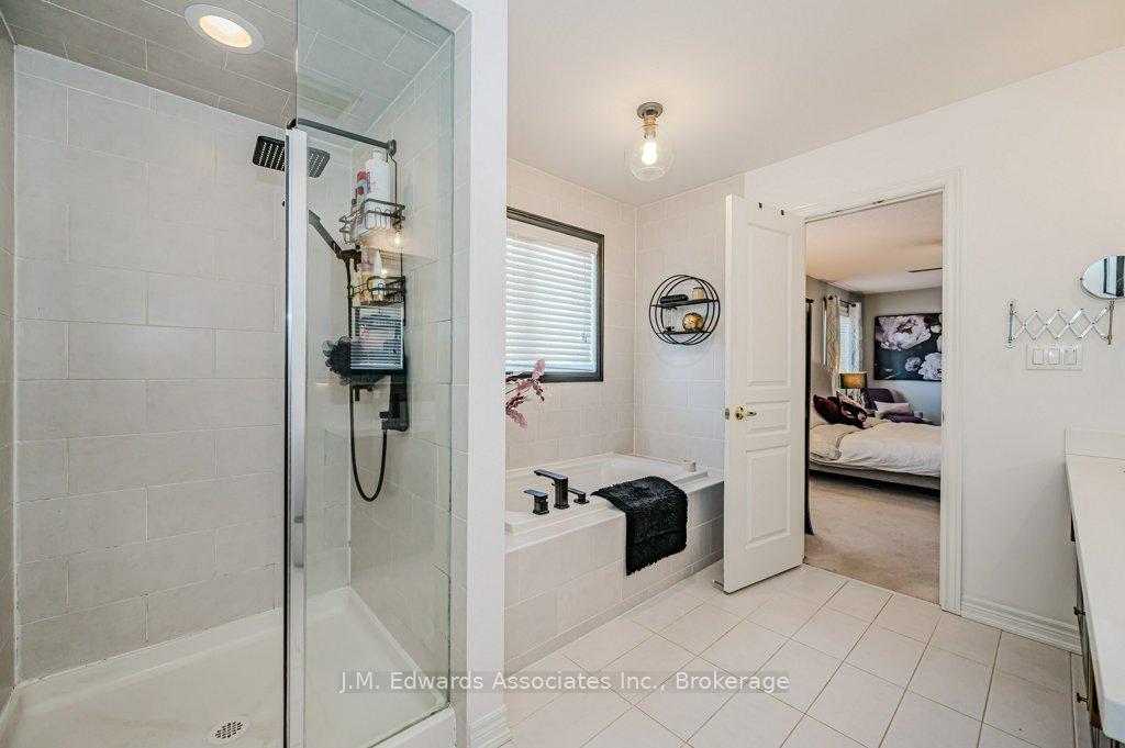 Photo 21 of 139 Humphrey Street, Hamilton, Waterdown — HOMEH