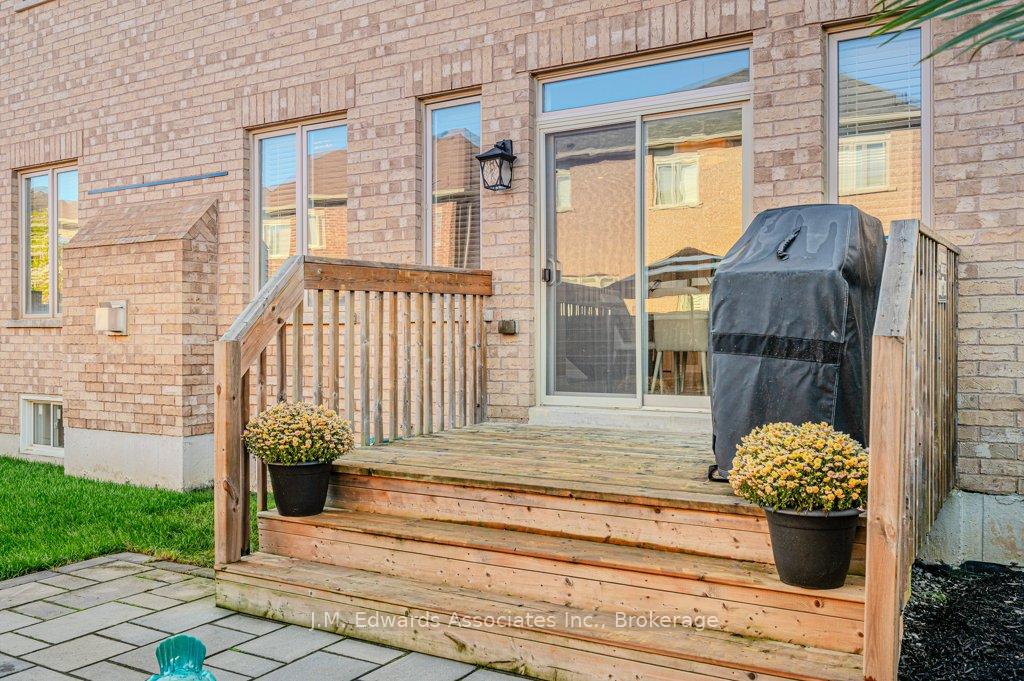 Photo 41 of 139 Humphrey Street, Hamilton, Waterdown — HOMEH