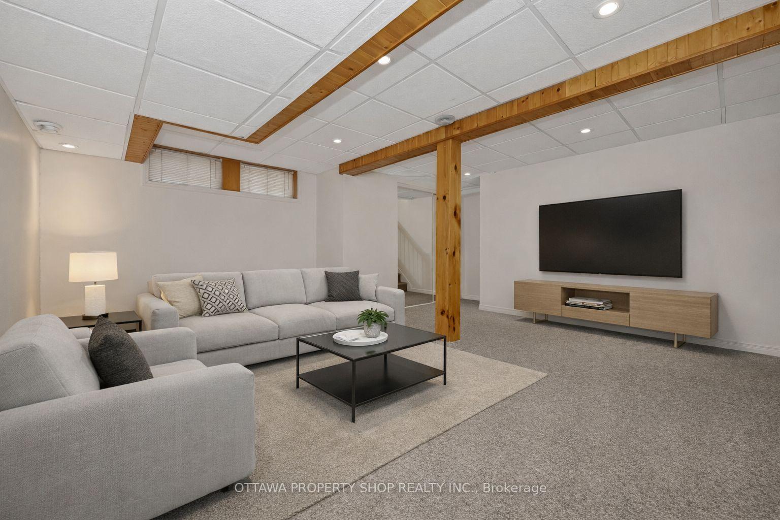 Photo 12 of 674 Hastings Avenue, Ottawa, Elmvale Acres — HOMEH