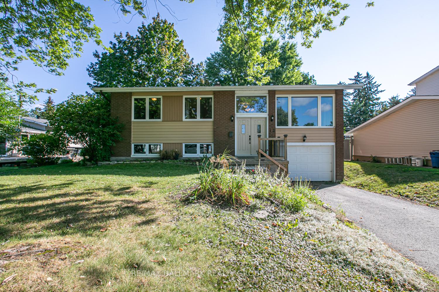 Photo 5 of 13 Bedale Drive, Ottawa, Crystal Beach — HOMEH
