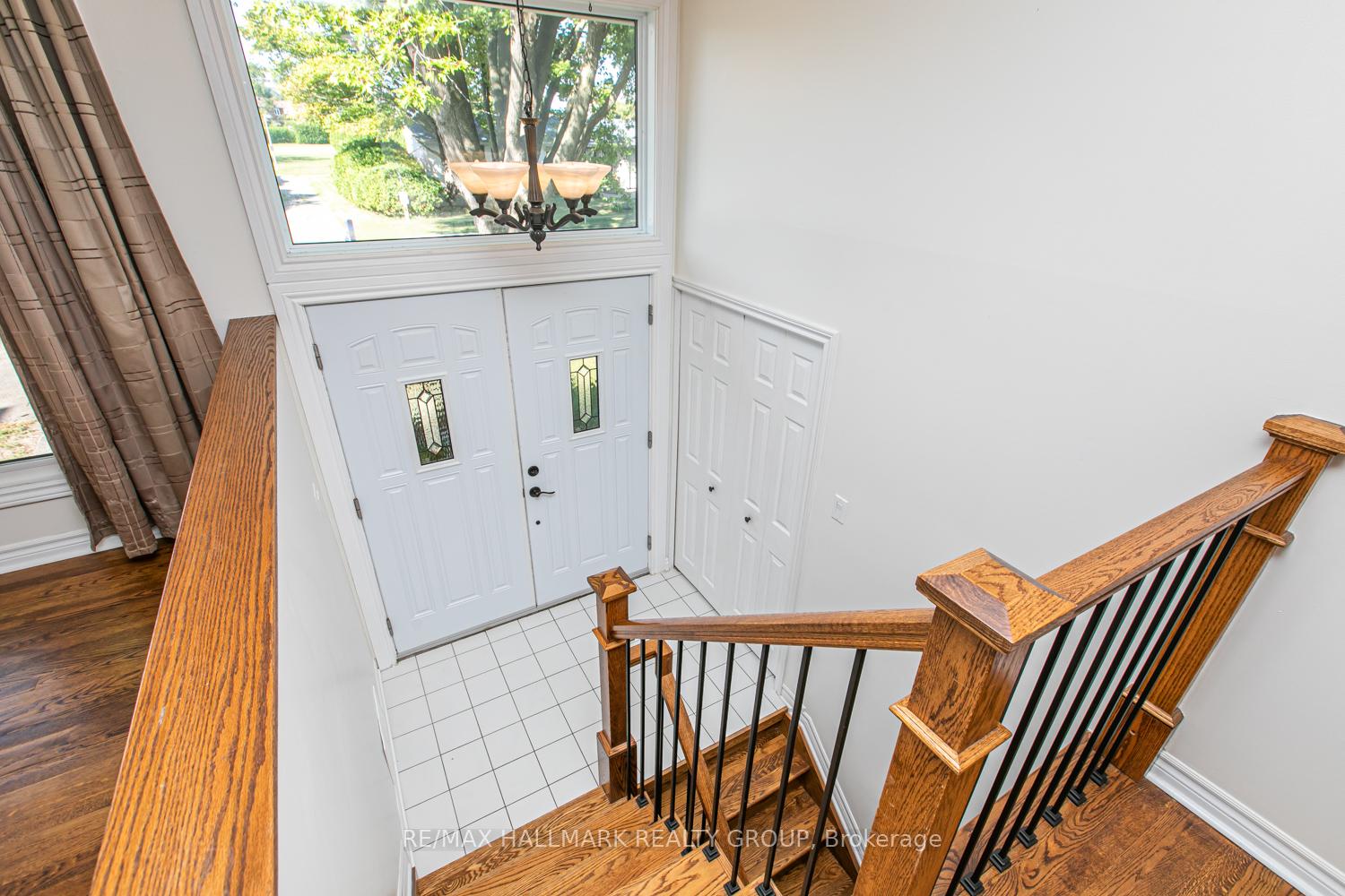 Photo 6 of 13 Bedale Drive, Ottawa, Crystal Beach — HOMEH