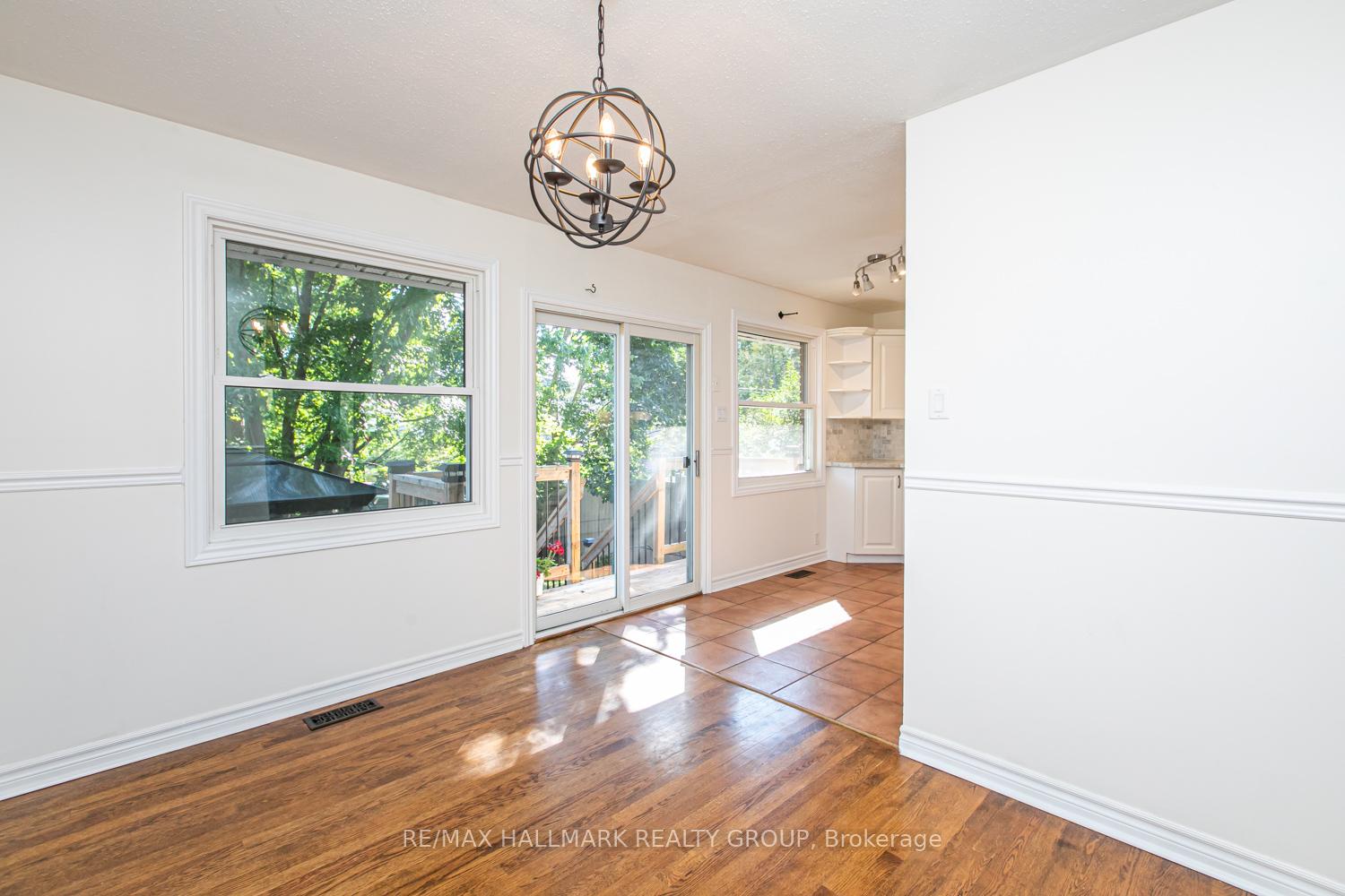 Photo 10 of 13 Bedale Drive, Ottawa, Crystal Beach — HOMEH