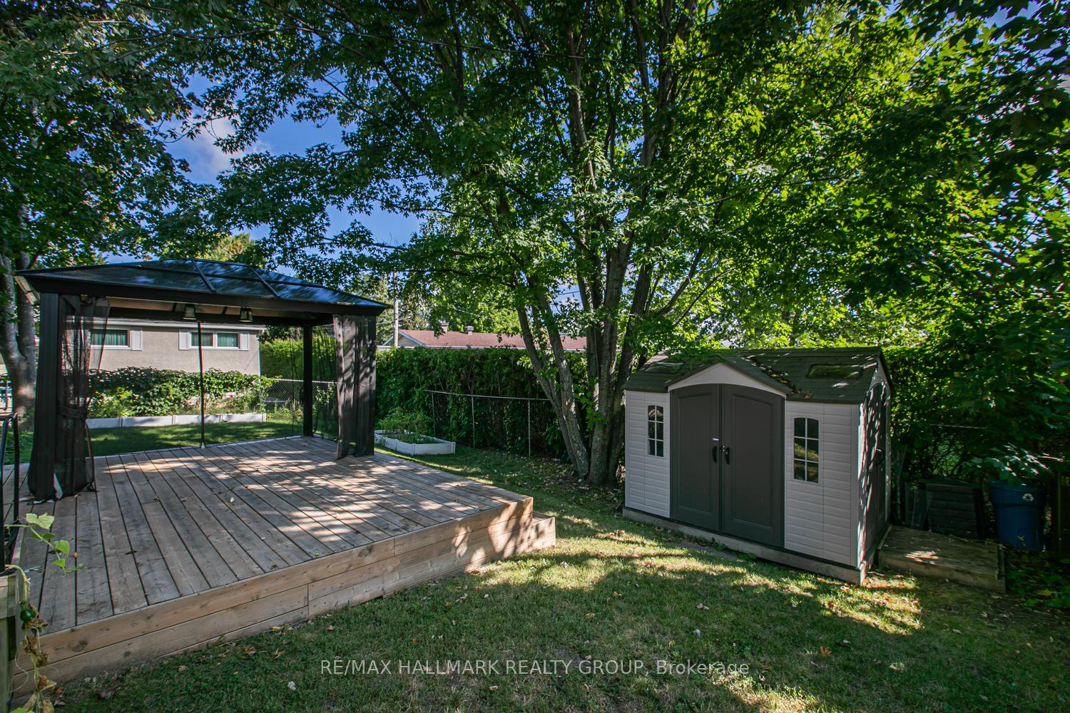 Photo 35 of 13 Bedale Drive, Ottawa, Crystal Beach — HOMEH