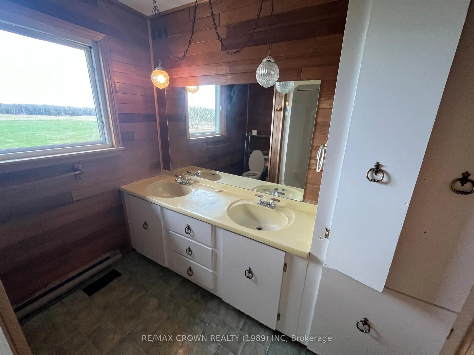 Photo 2 of 537 Farmers Line, Bonfield — HOMEH