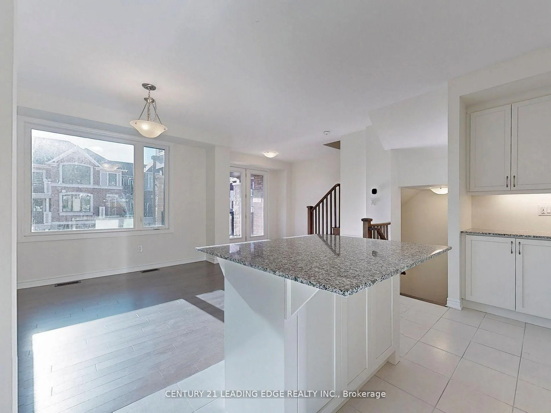 Photo 11 of 10 Thomas Frisby Jr Crescent, Markham, Victoria Square — HOMEH