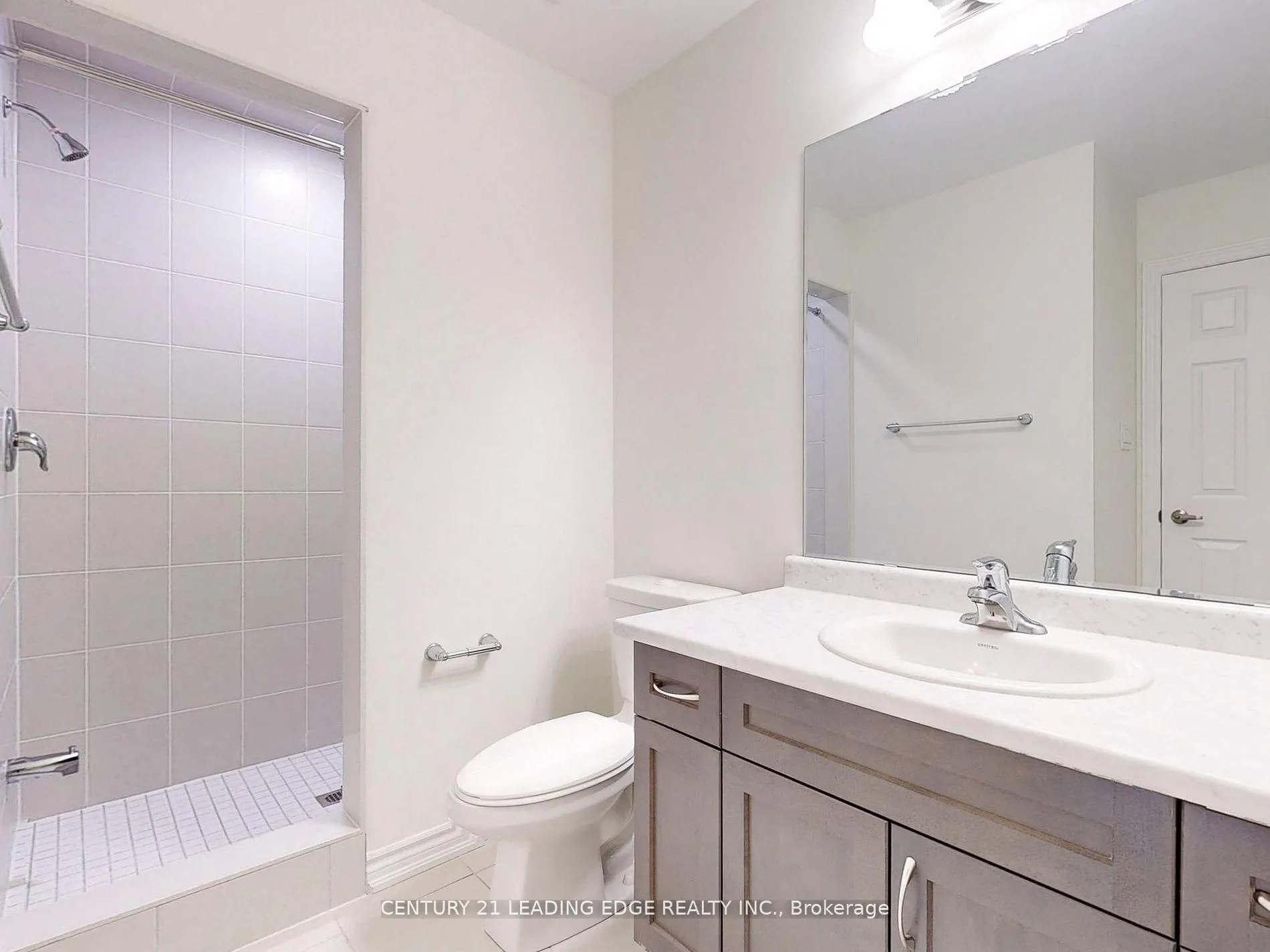 Photo 22 of 10 Thomas Frisby Jr Crescent, Markham, Victoria Square — HOMEH
