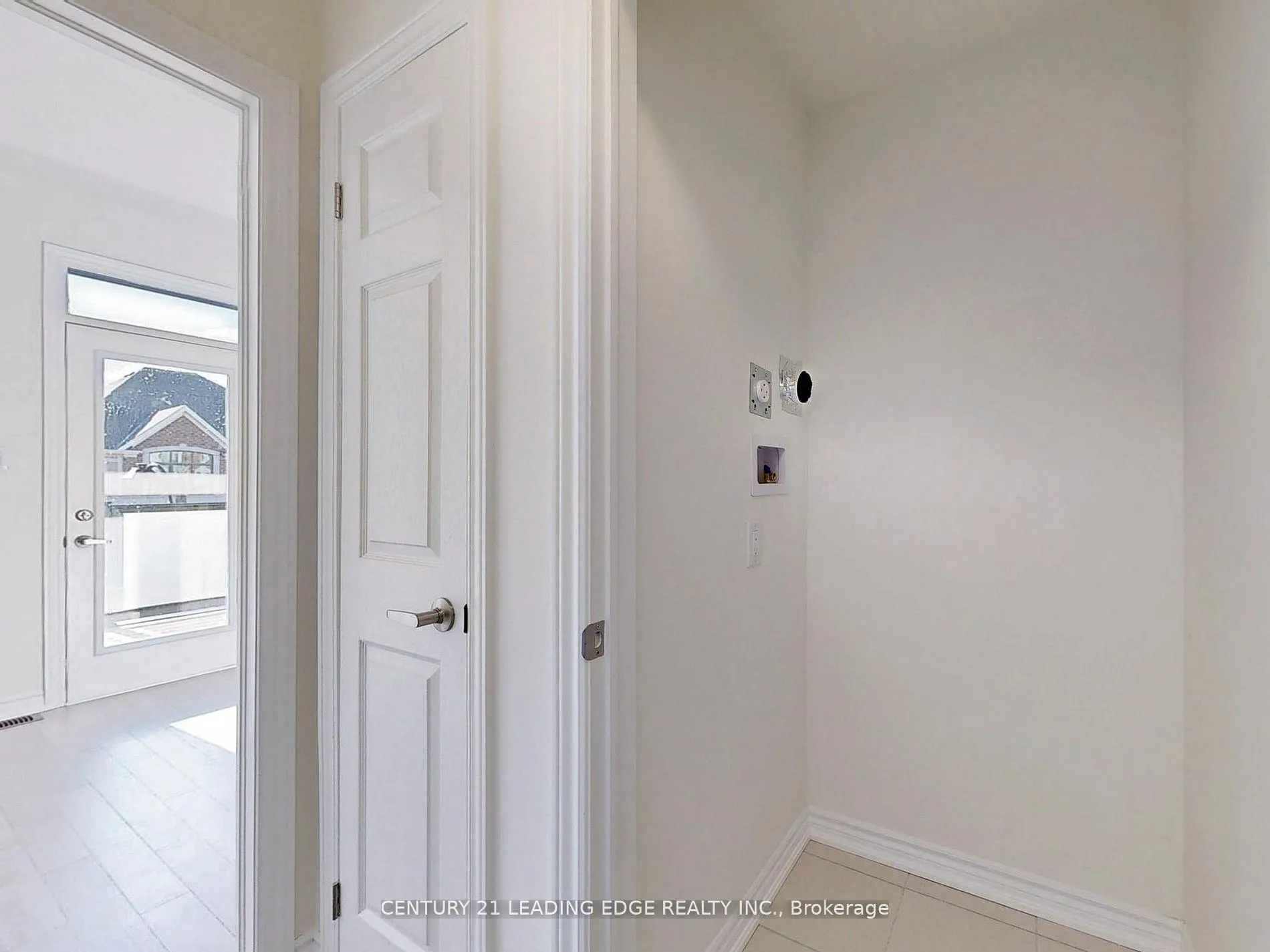 Photo 27 of 10 Thomas Frisby Jr Crescent, Markham, Victoria Square — HOMEH