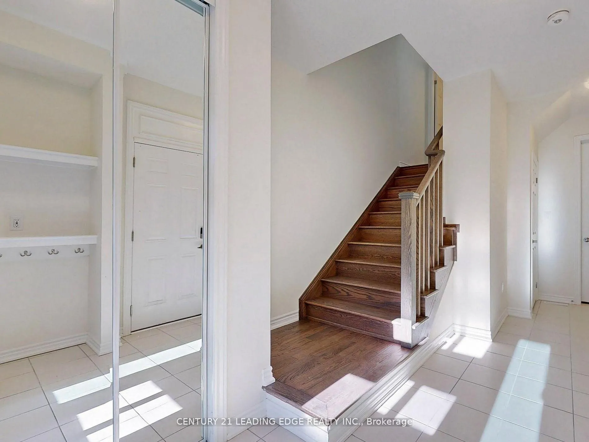 Photo 29 of 10 Thomas Frisby Jr Crescent, Markham, Victoria Square — HOMEH