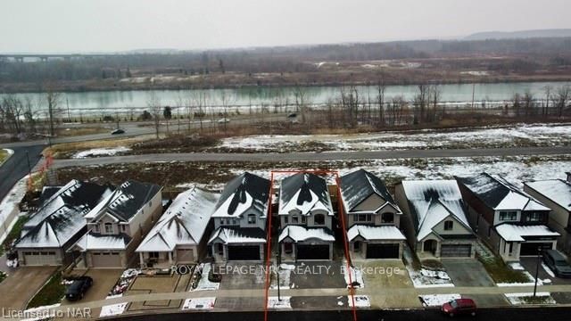 Photo 1 of 78 Mackenzie King Avenue, St. Catharines, Secord Woods — HOMEH
