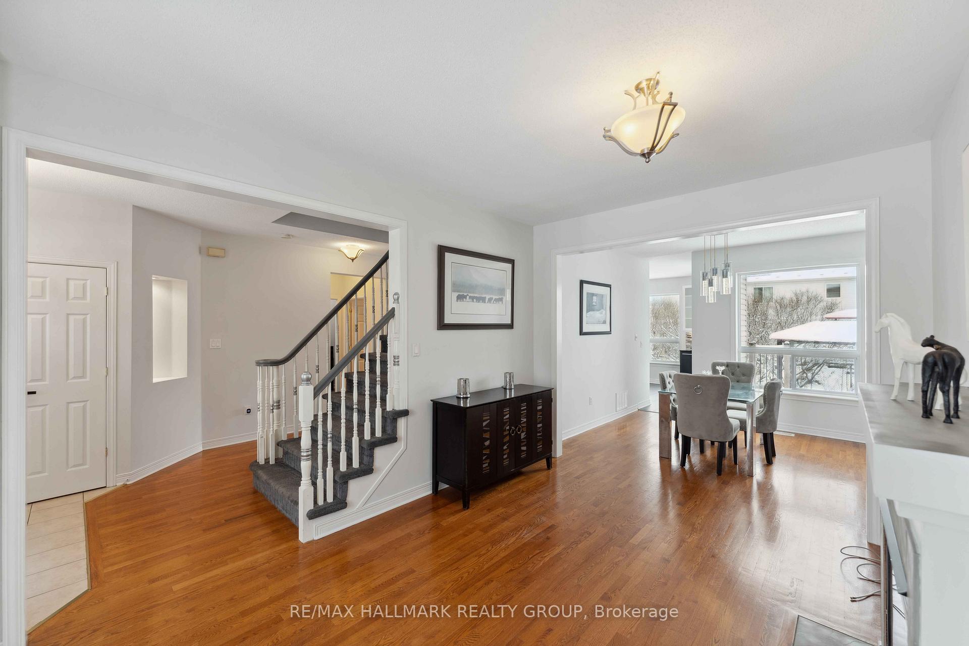 Photo 1 of 115 Kittiwake Drive S, Ottawa, Stittsville (North) — HOMEH
