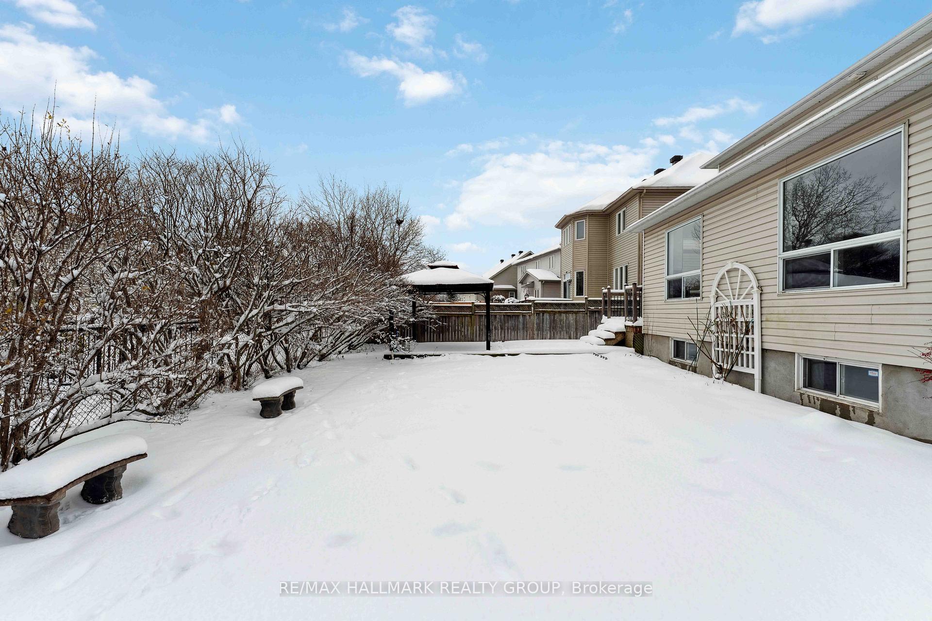 Photo 18 of 115 Kittiwake Drive S, Ottawa, Stittsville (North) — HOMEH