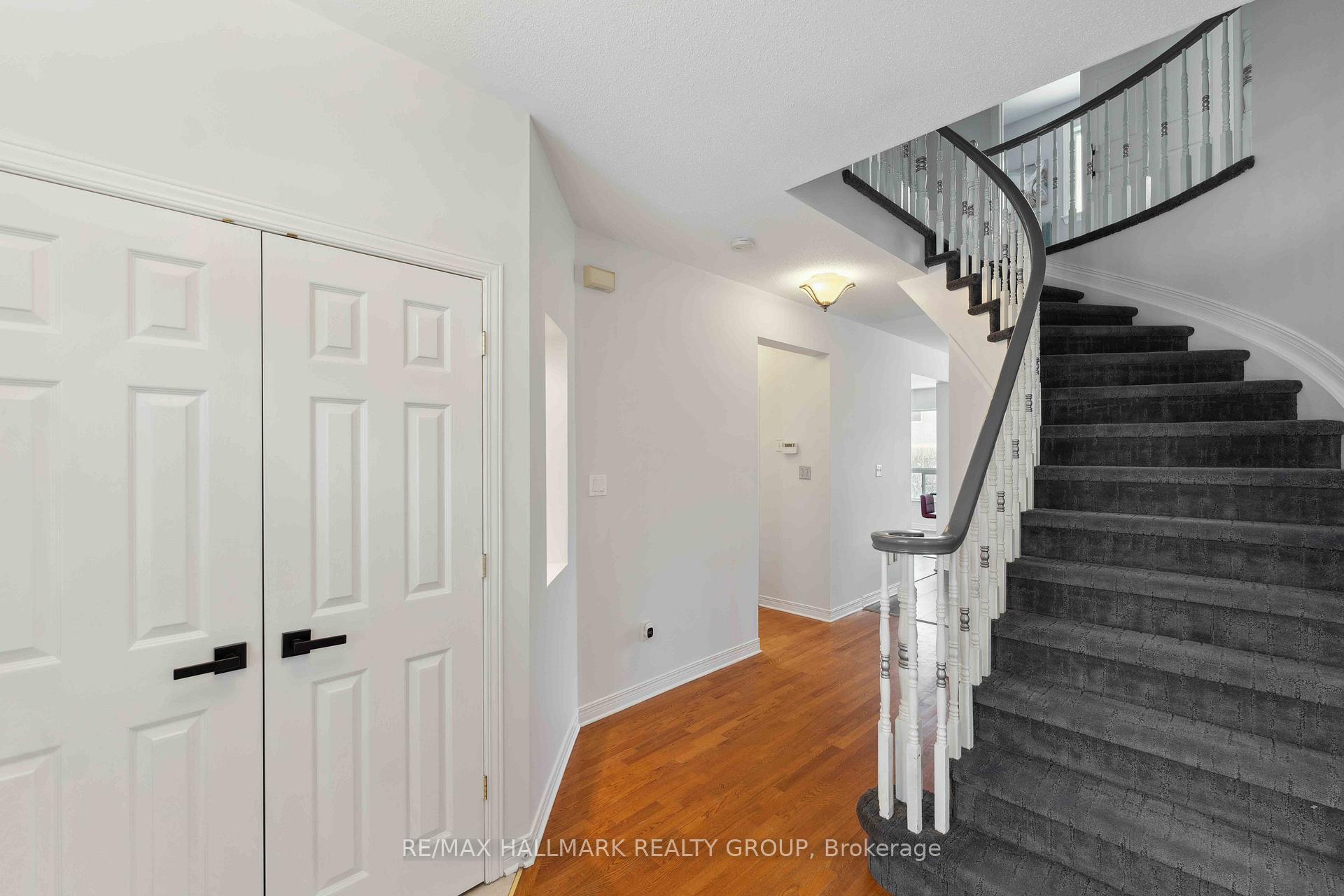 Photo 26 of 115 Kittiwake Drive S, Ottawa, Stittsville (North) — HOMEH