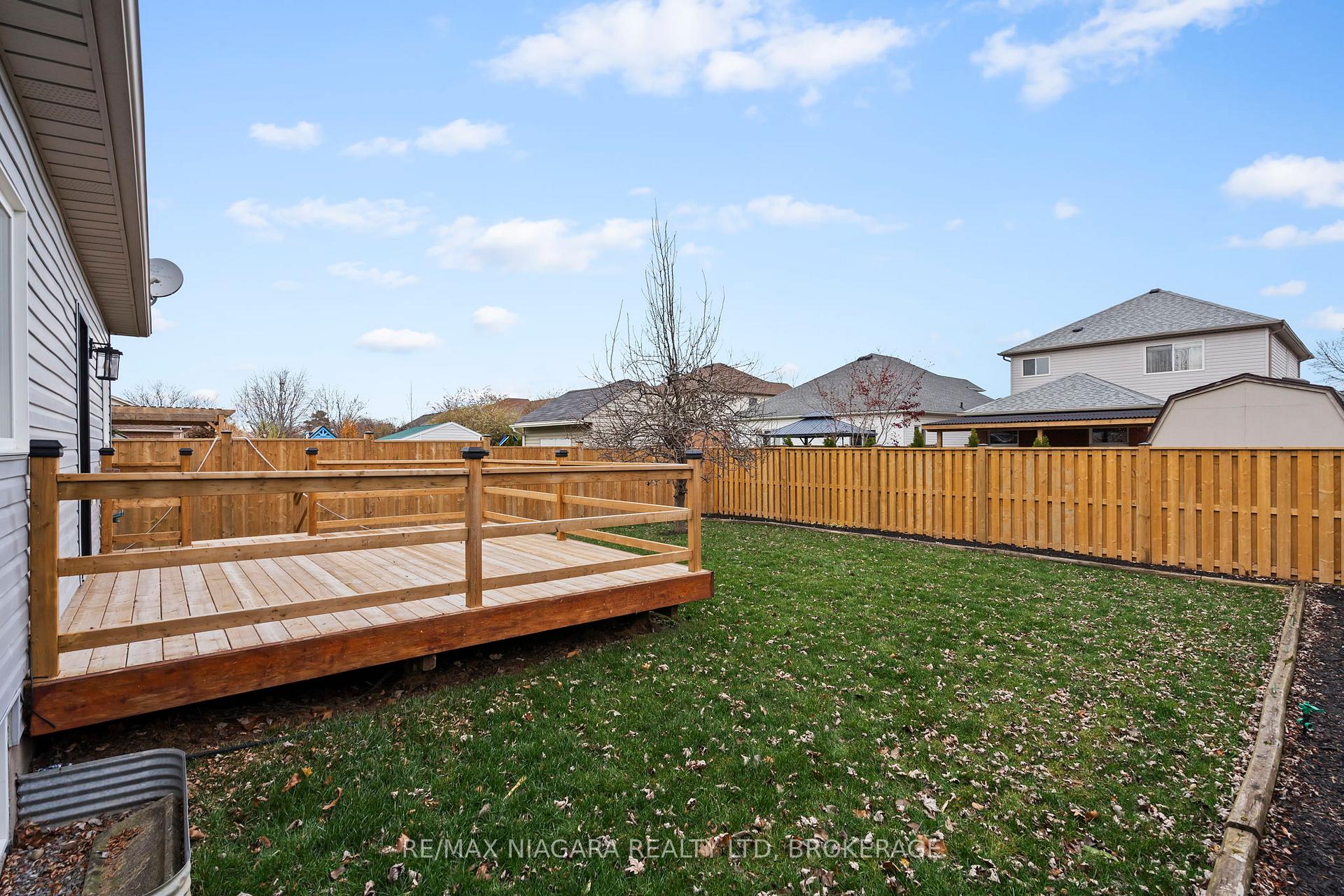 Photo 28 of 36 Longfellow Avenue, St. Catharines, Haig — HOMEH