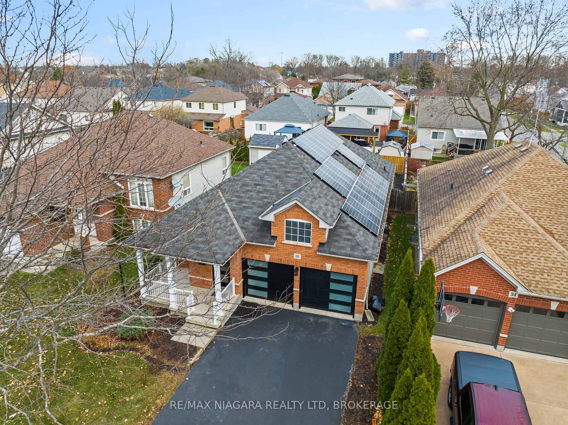 Photo 34 of 36 Longfellow Avenue, St. Catharines, Haig — HOMEH