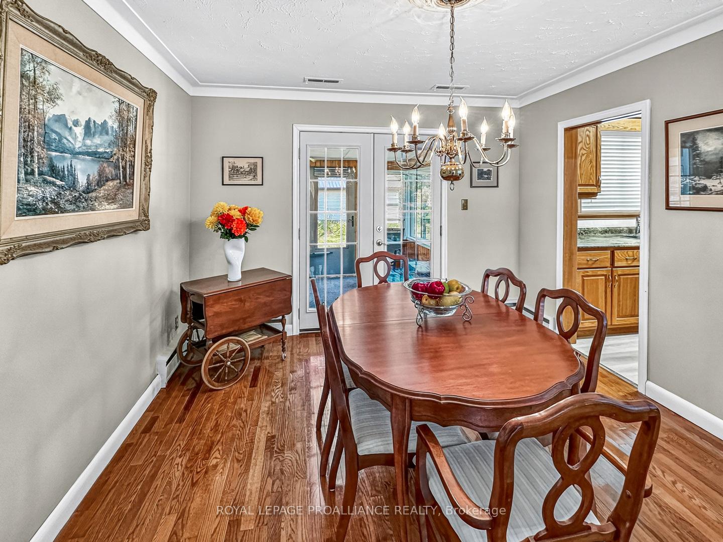 Photo 7 of 52 Stanley Park Drive, Belleville, Belleville Ward — HOMEH