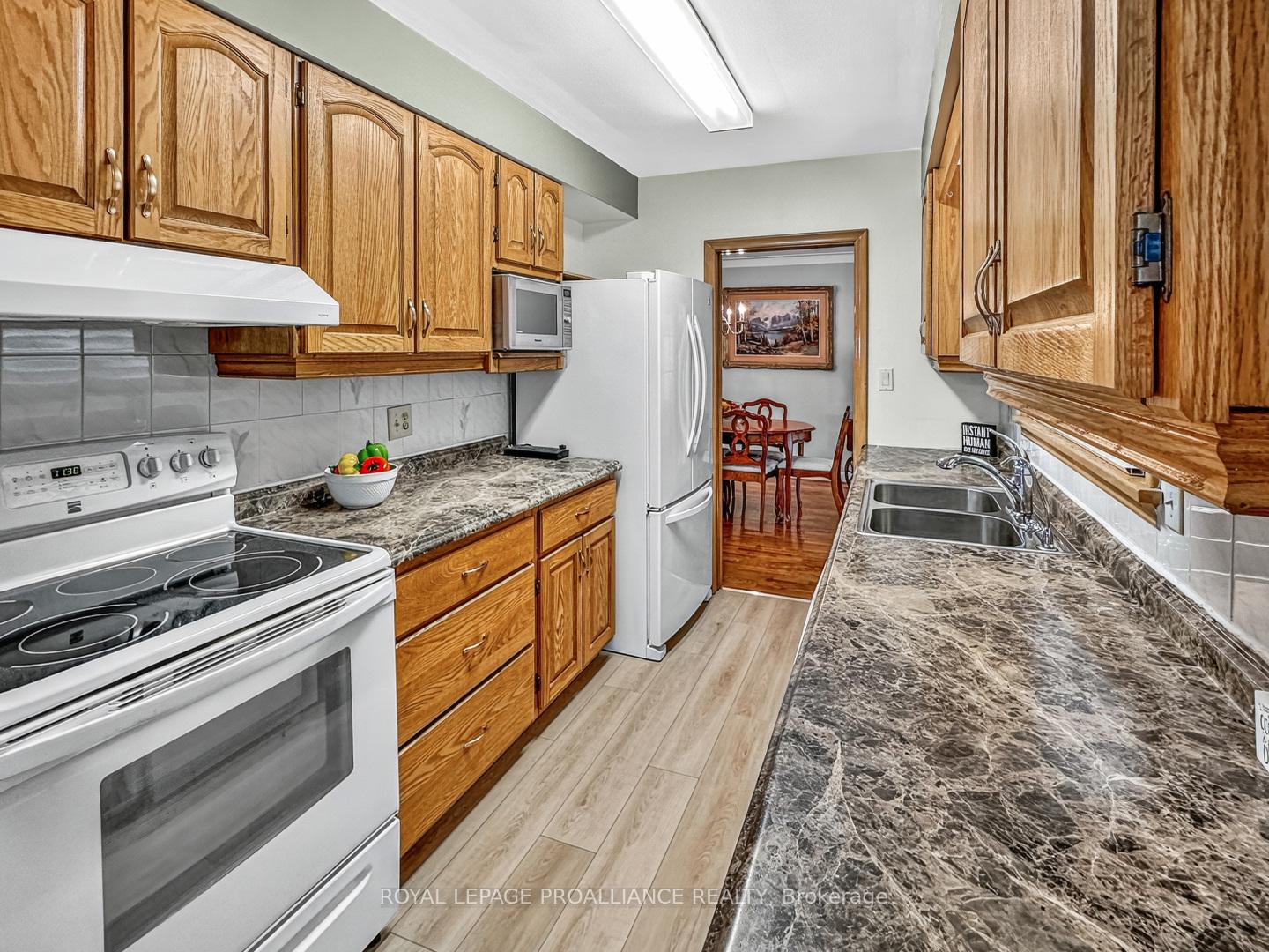 Photo 8 of 52 Stanley Park Drive, Belleville, Belleville Ward — HOMEH