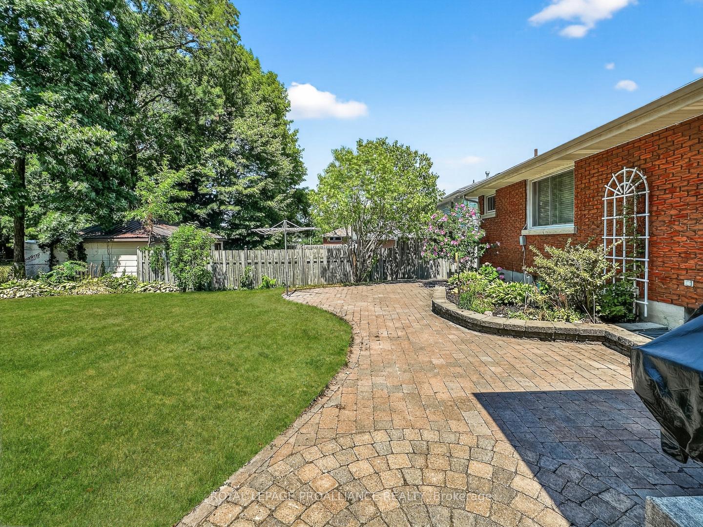 Photo 45 of 52 Stanley Park Drive, Belleville, Belleville Ward — HOMEH