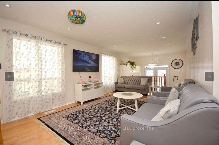 Photo 6 of 126 Edenbrook Hill Drive, Brampton, Fletcher's Meadow — HOMEH