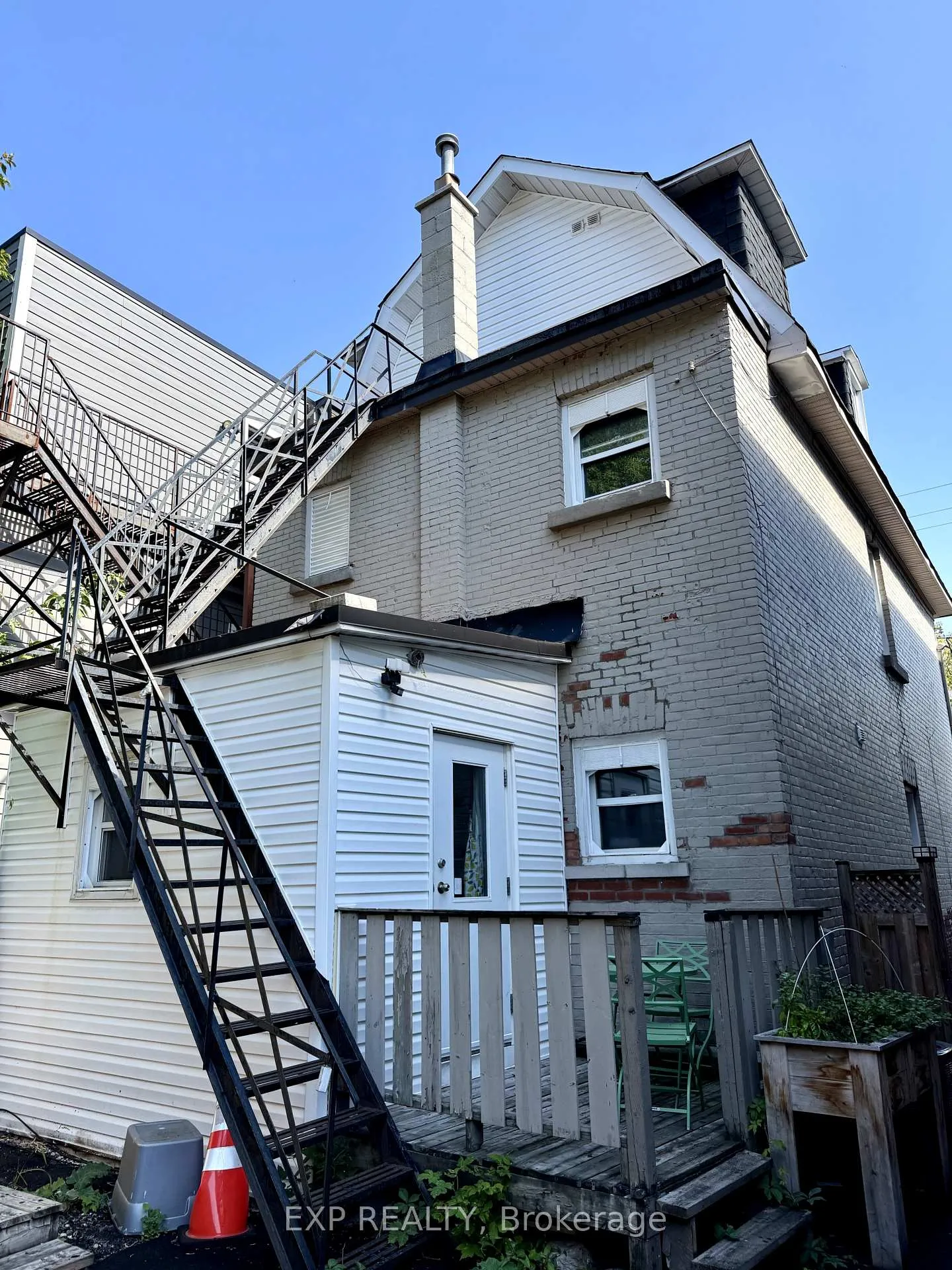 Photo 14 of 446 Cambridge Street S, Ottawa, West Centre Town — HOMEH