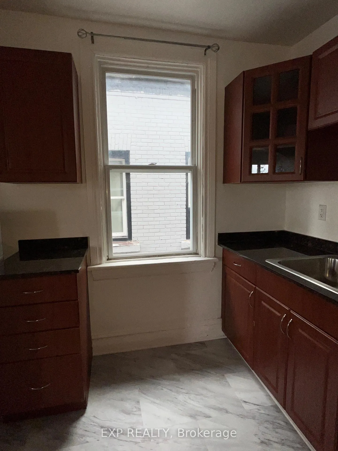 Photo 25 of 446 Cambridge Street S, Ottawa, West Centre Town — HOMEH