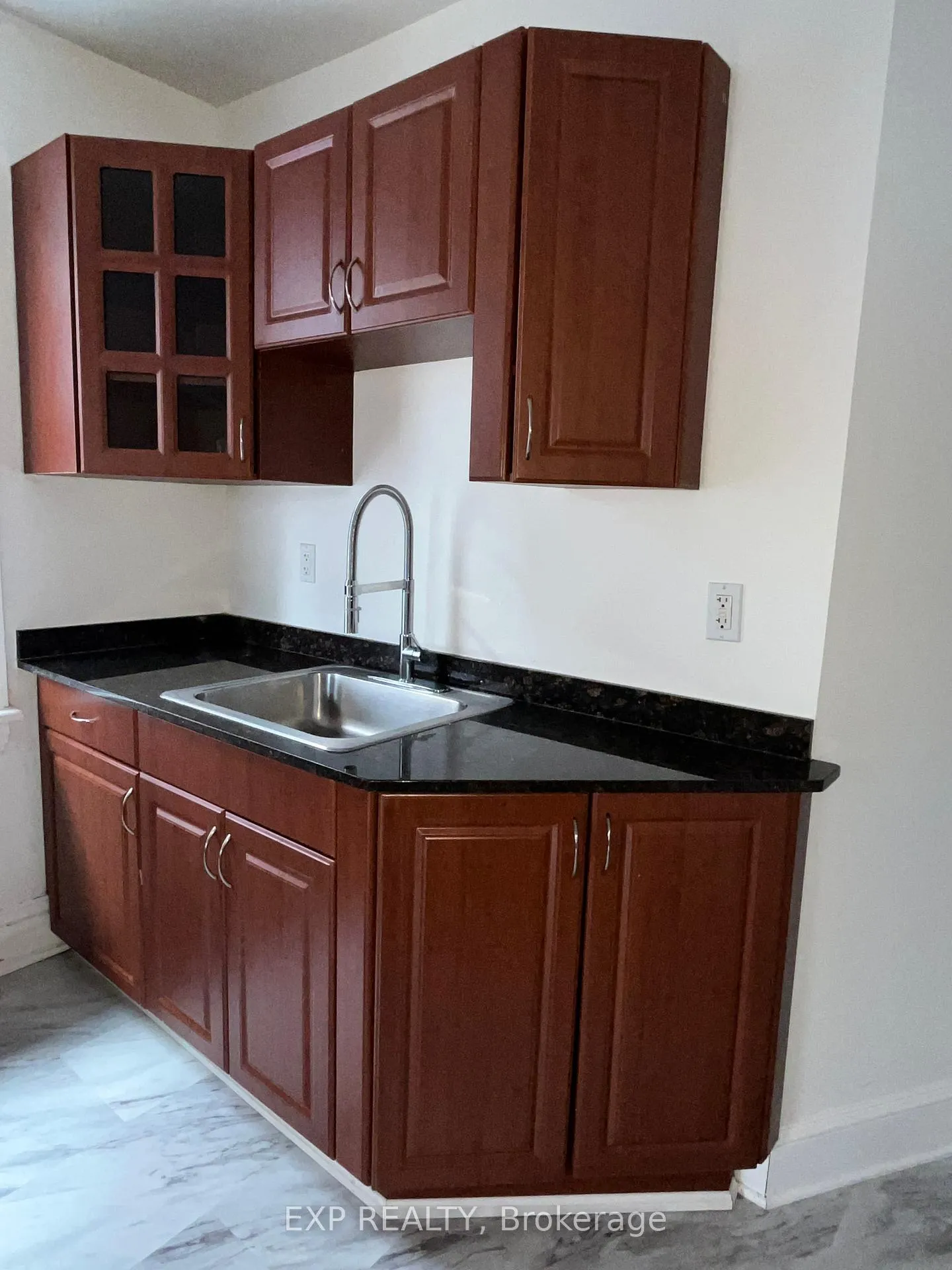 Photo 38 of 446 Cambridge Street S, Ottawa, West Centre Town — HOMEH