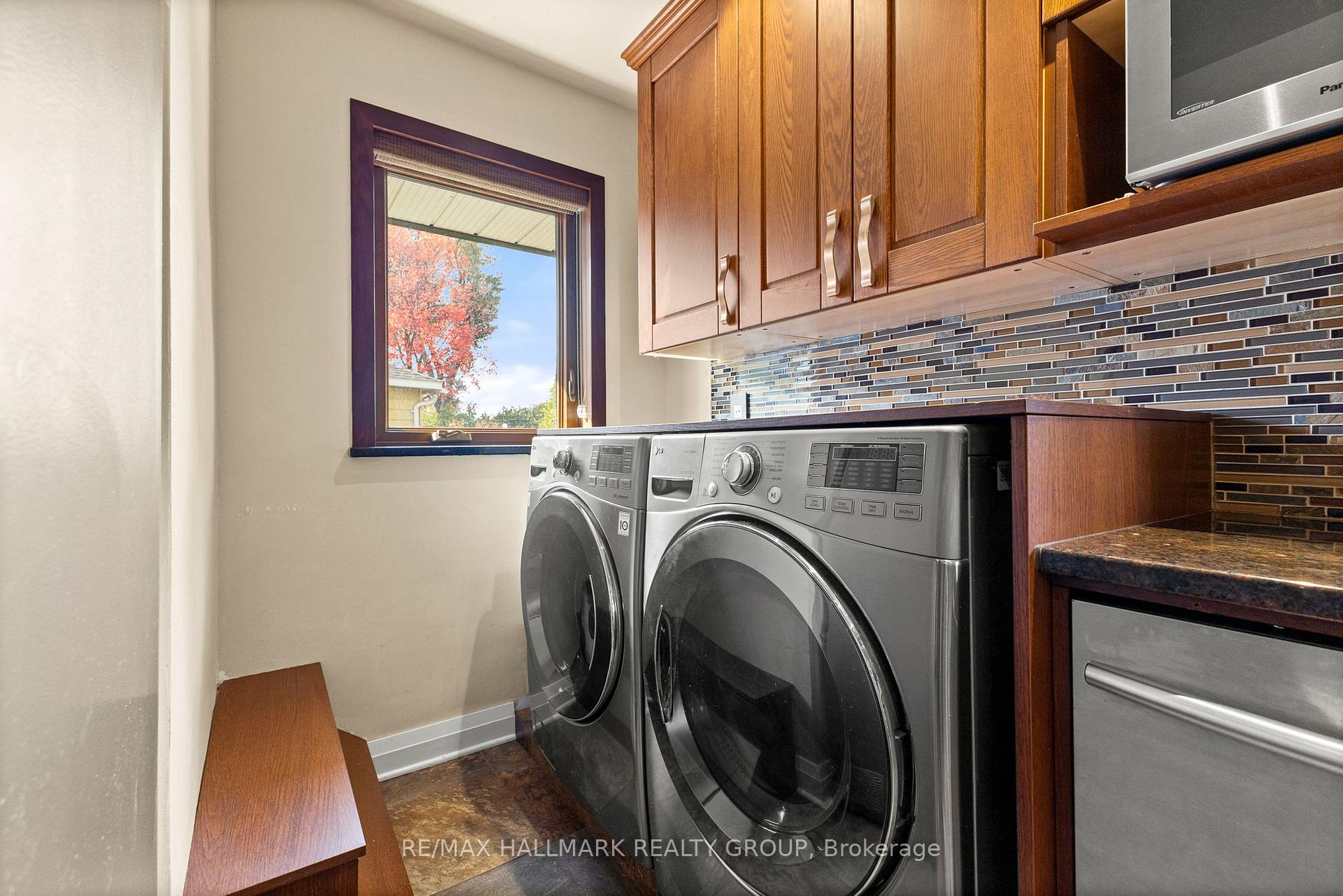 Photo 18 of 18 Kerry Crescent, Ottawa, City View/Skyline/Fisher Heights/Parkwood Hills — HOMEH