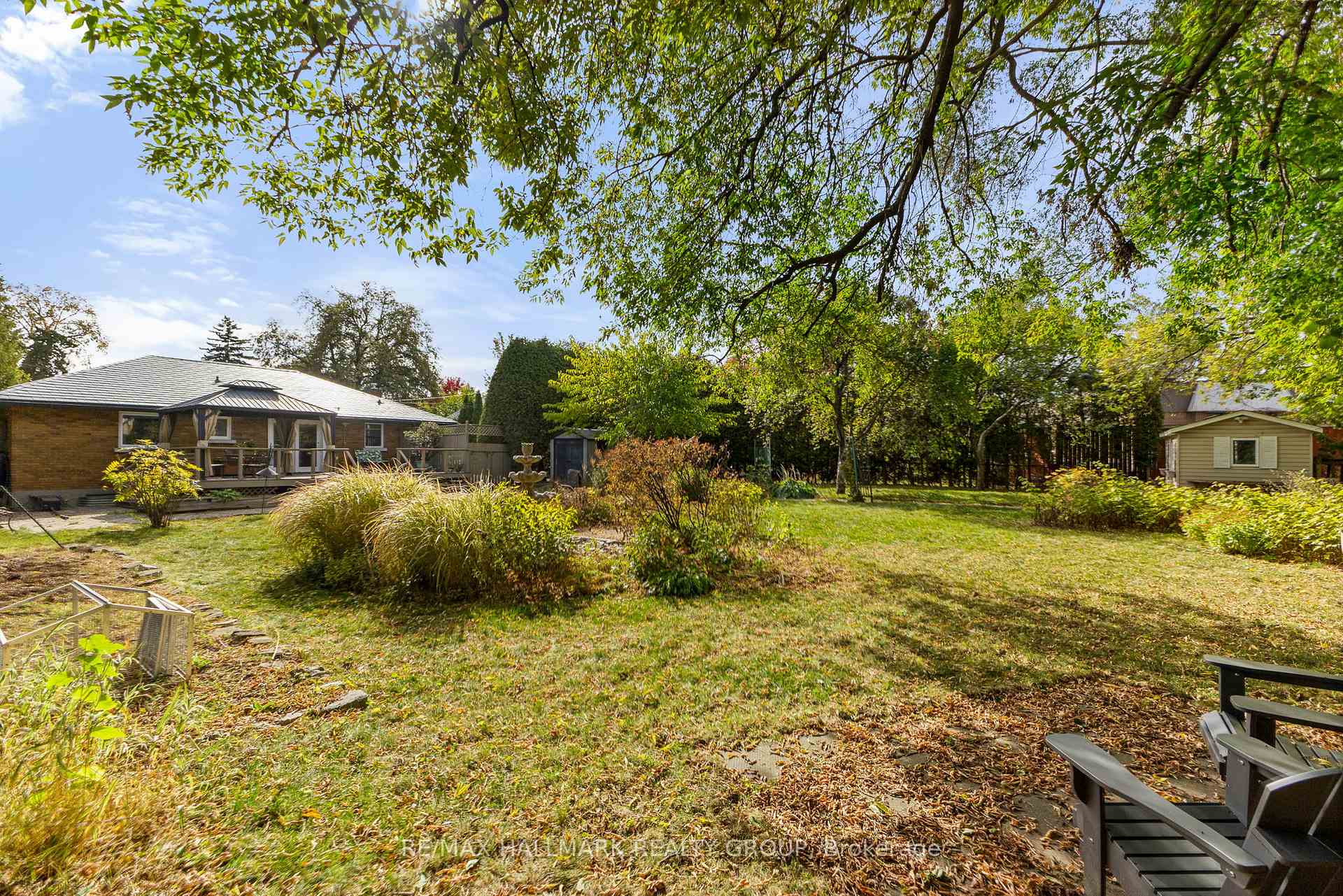 Photo 46 of 18 Kerry Crescent, Ottawa, City View/Skyline/Fisher Heights/Parkwood Hills — HOMEH