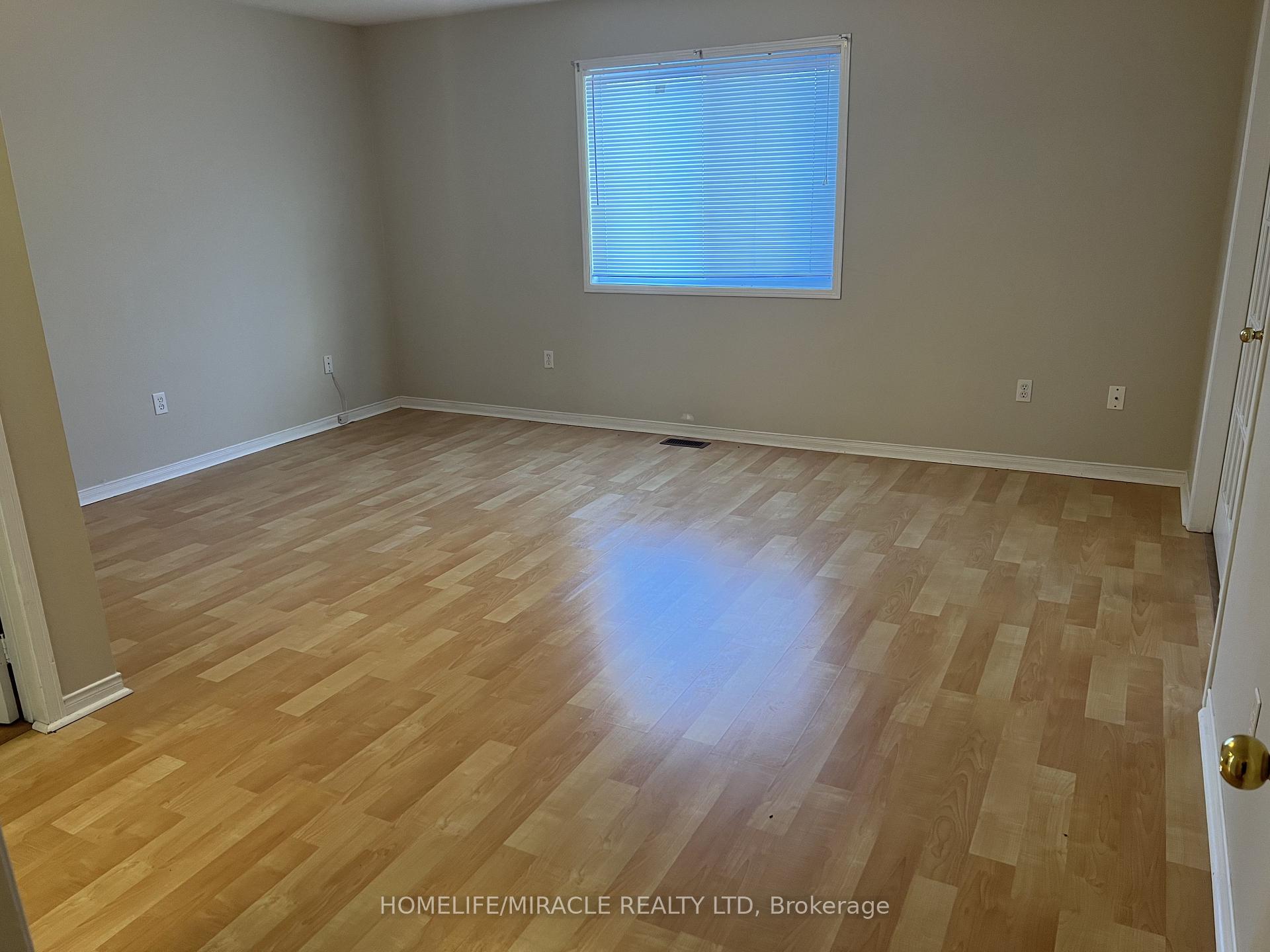 Photo 14 of Unit Upper, 32 Earlsbridge Boulevard, Brampton, Fletcher's Meadow — HOMEH