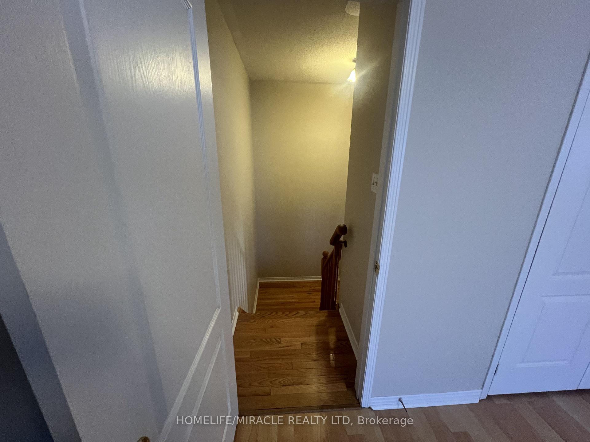 Photo 20 of Unit Upper, 32 Earlsbridge Boulevard, Brampton, Fletcher's Meadow — HOMEH