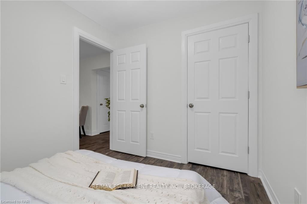 Photo 17 of 15 Shakespeare Avenue, St. Catharines, Haig — HOMEH