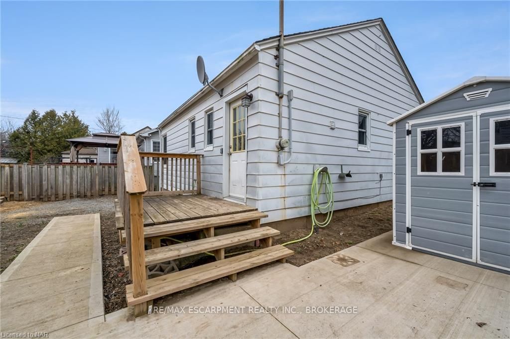 Photo 19 of 15 Shakespeare Avenue, St. Catharines, Haig — HOMEH