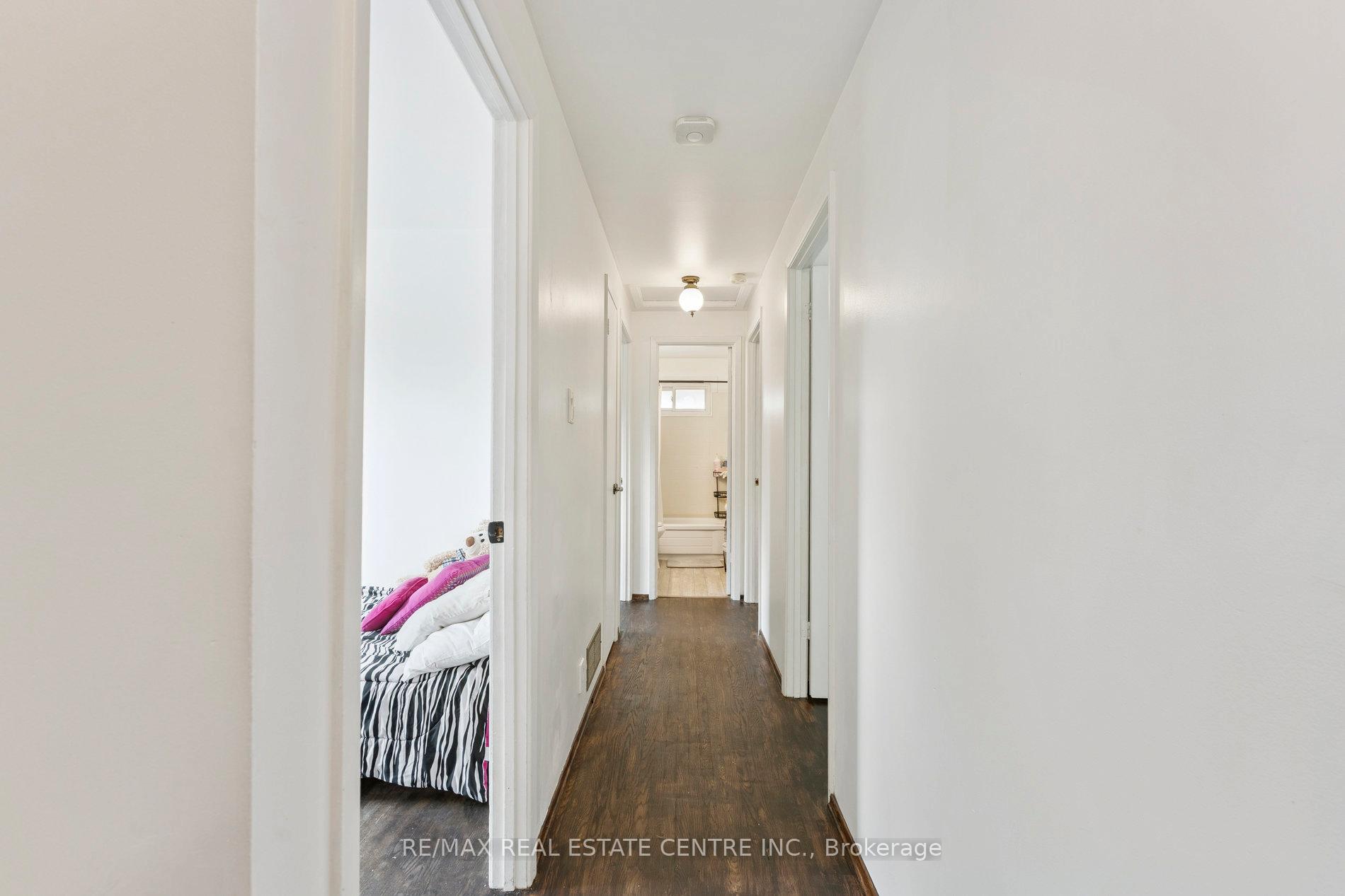 Photo 14 of 102 Rutherford Road N, Brampton, Madoc — HOMEH
