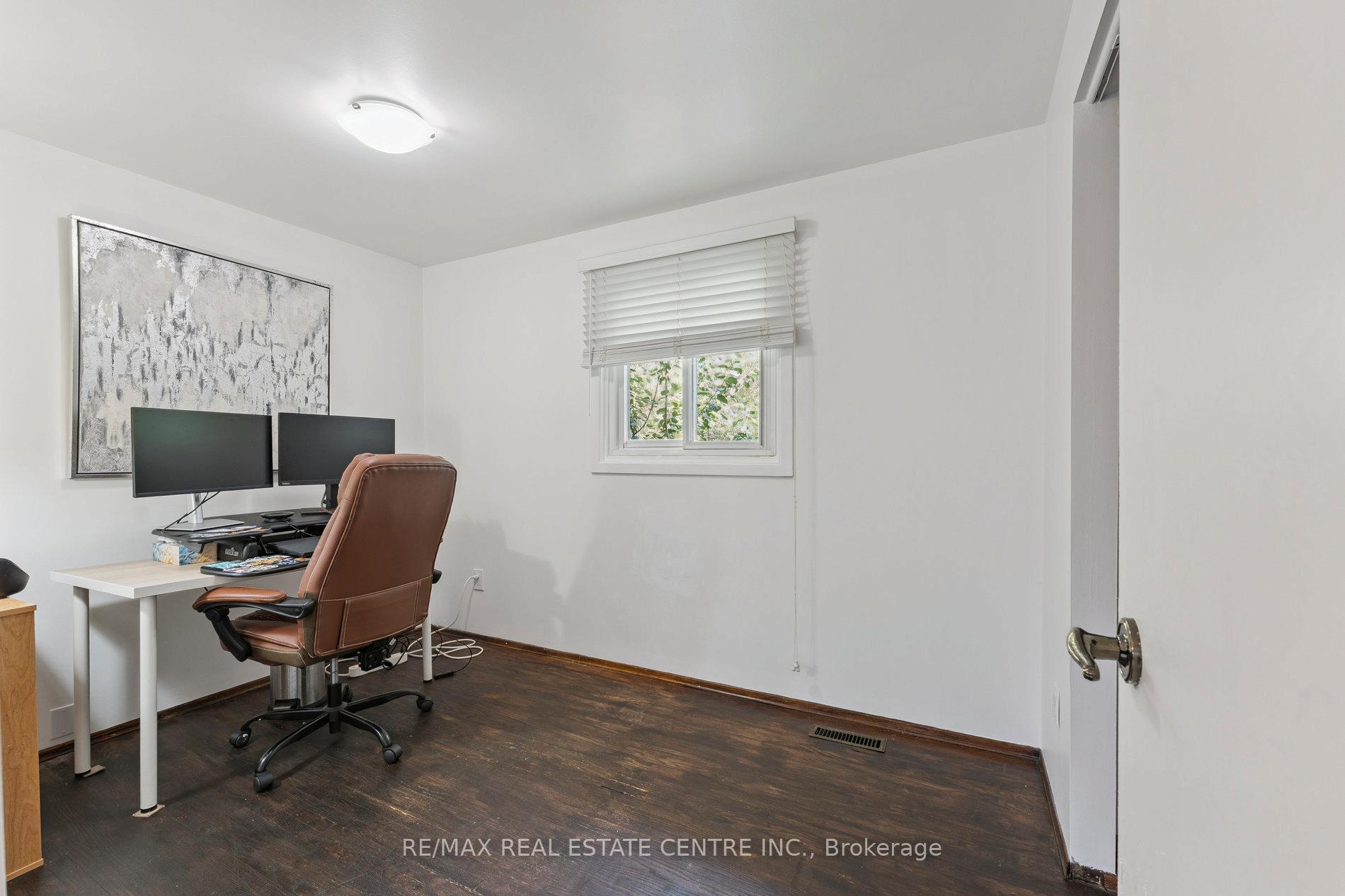 Photo 21 of 102 Rutherford Road N, Brampton, Madoc — HOMEH