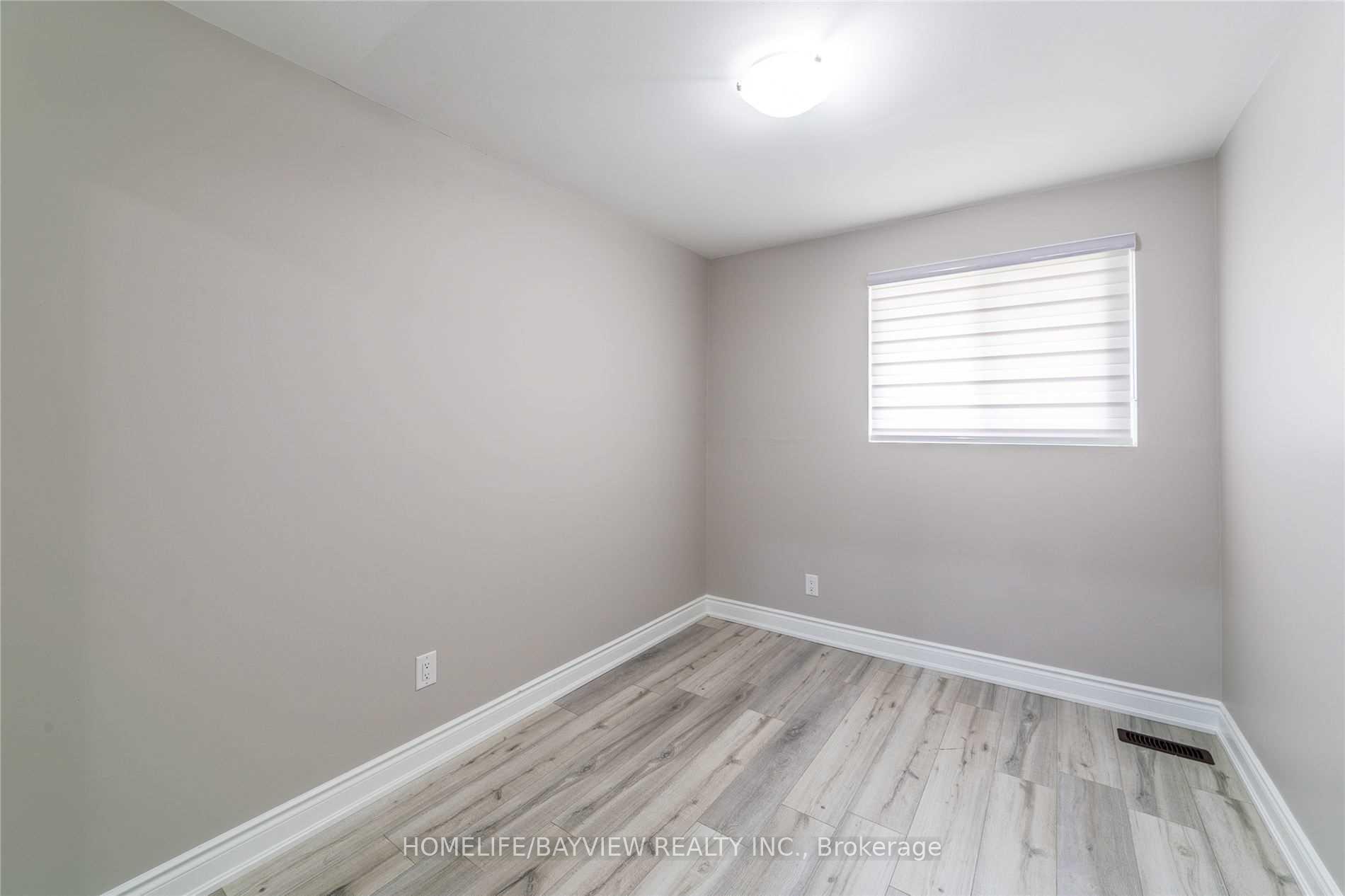 Photo 12 of 8 Graymar Road, Brampton, Northgate — HOMEH