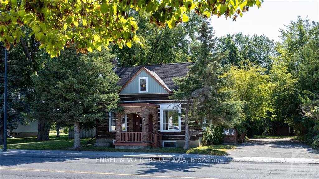Photo 2 of 6172 Perth Street, Ottawa, Richmond — HOMEH