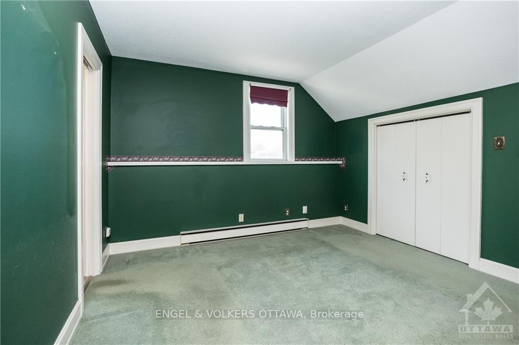 Photo 9 of 6172 Perth Street, Ottawa, Richmond — HOMEH