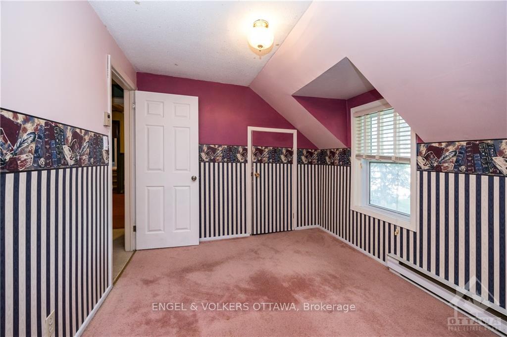 Photo 12 of 6172 Perth Street, Ottawa, Richmond — HOMEH