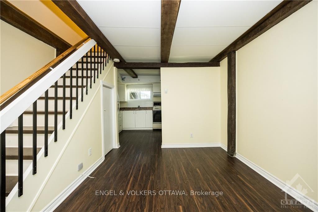 Photo 15 of 6172 Perth Street, Ottawa, Richmond — HOMEH