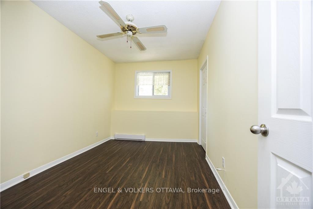 Photo 17 of 6172 Perth Street, Ottawa, Richmond — HOMEH