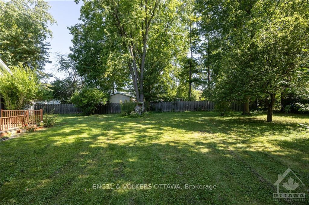 Photo 21 of 6172 Perth Street, Ottawa, Richmond — HOMEH