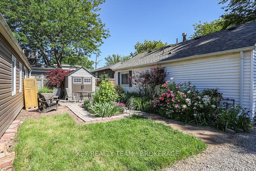Photo 8 of 5 Abbey Avenue, St. Catharines, Port Dalhousie — HOMEH