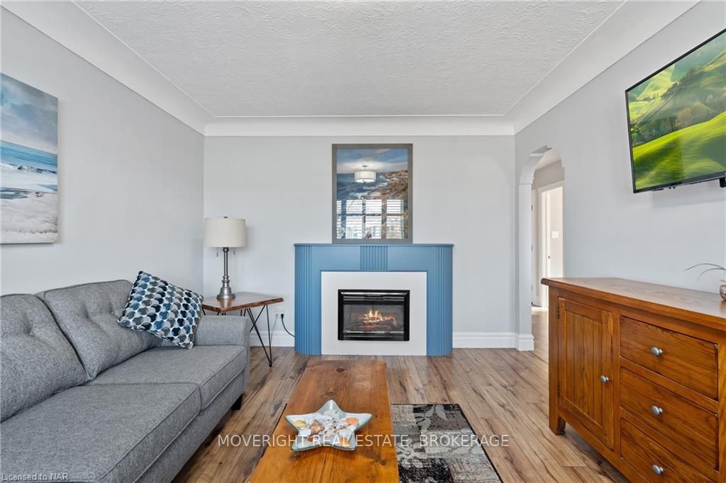 Photo 13 of 82 Mildred Avenue, St. Catharines, Haig — HOMEH
