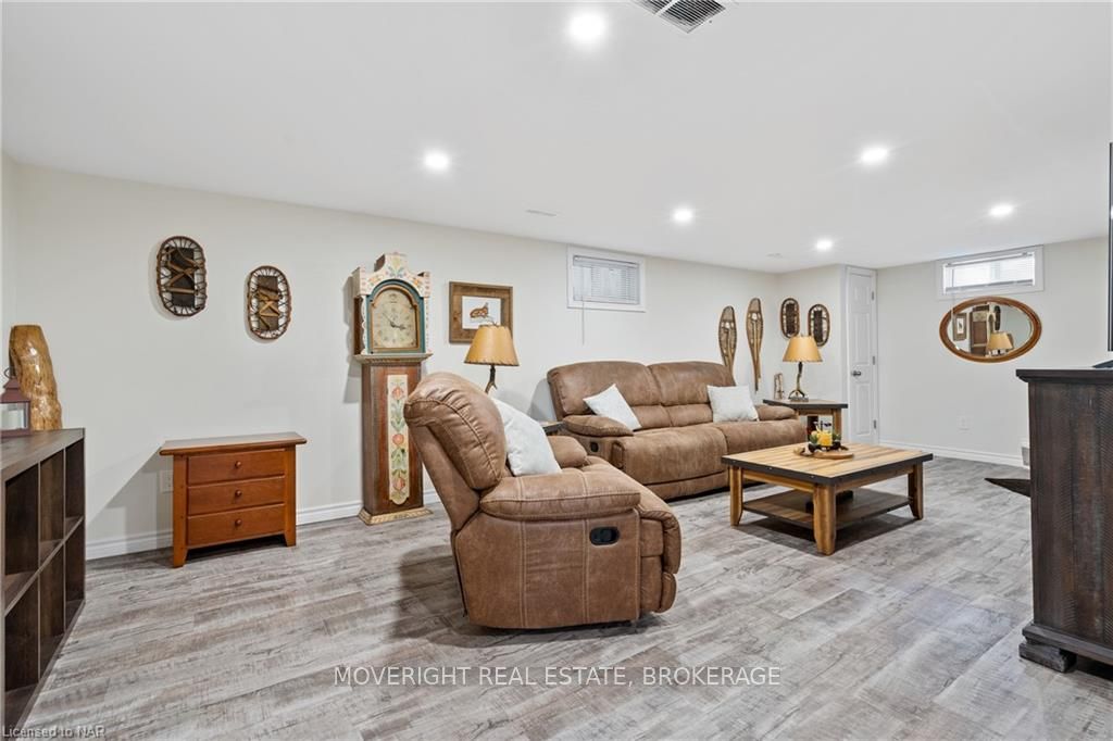 Photo 62 of 82 Mildred Avenue, St. Catharines, Haig — HOMEH