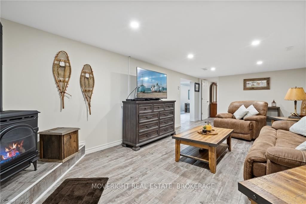 Photo 44 of 82 Mildred Avenue, St. Catharines, Haig — HOMEH