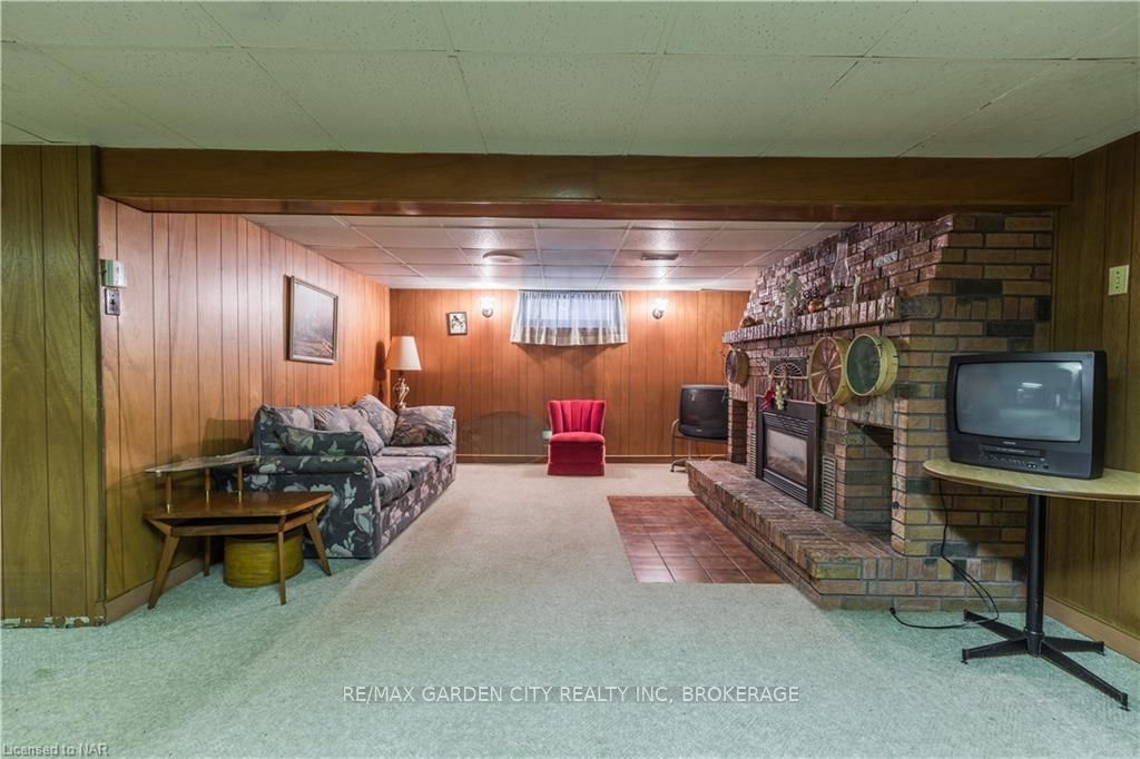 Photo 27 of 4 Brian Avenue, St. Catharines, Glendale/Glenridge — HOMEH