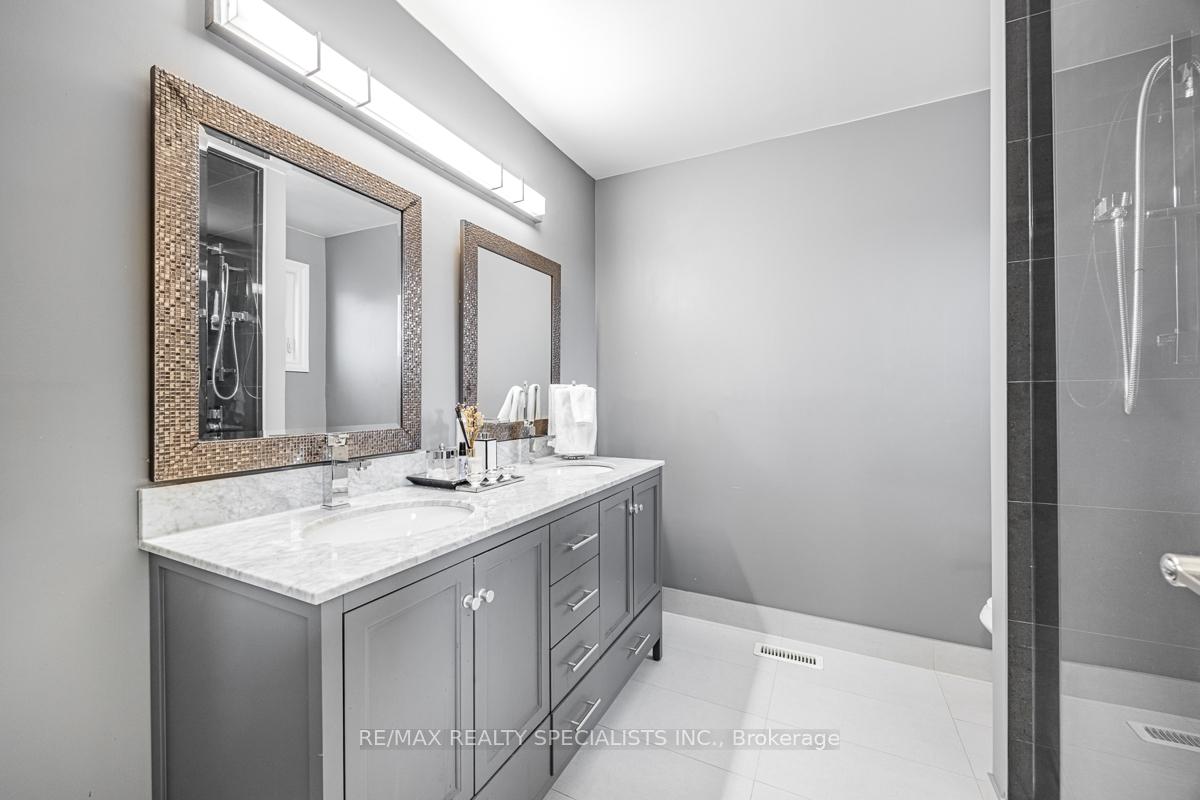 Photo 22 of Unit Main & 2ND, 18 Ivybridge Drive, Brampton, Madoc — HOMEH