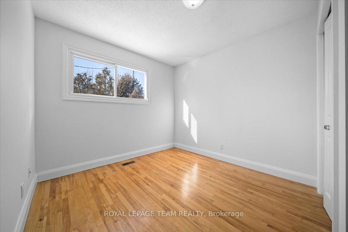 Photo 19 of Unit A, 2226 Tawney Road, Ottawa, Hawthorne Meadows — HOMEH